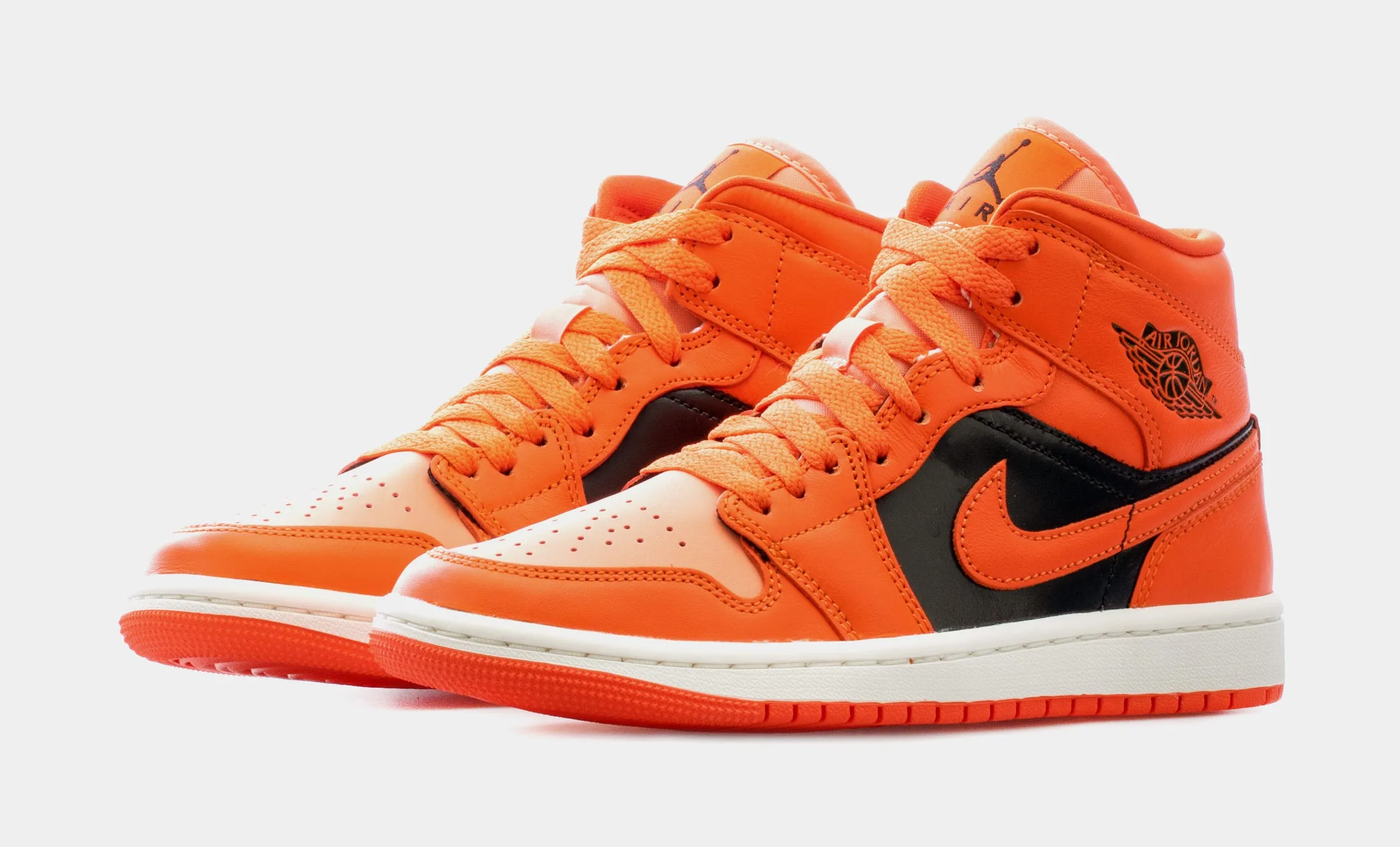 Air Jordan 1 Mid Orange Black Womens Lifestyle Shoes (Orange/Black)