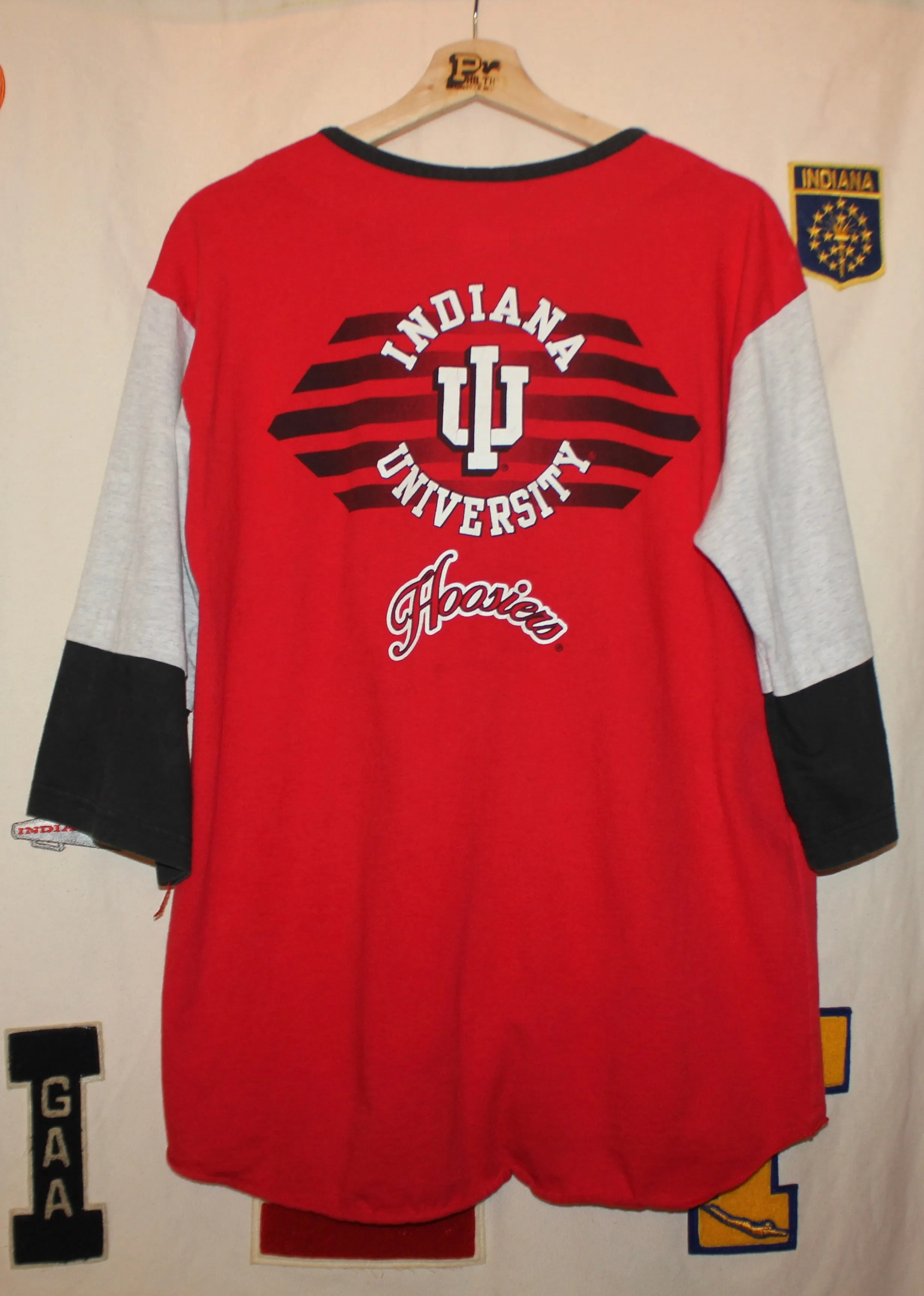 Indiana University Hoosiers Button-Up Jersey: M