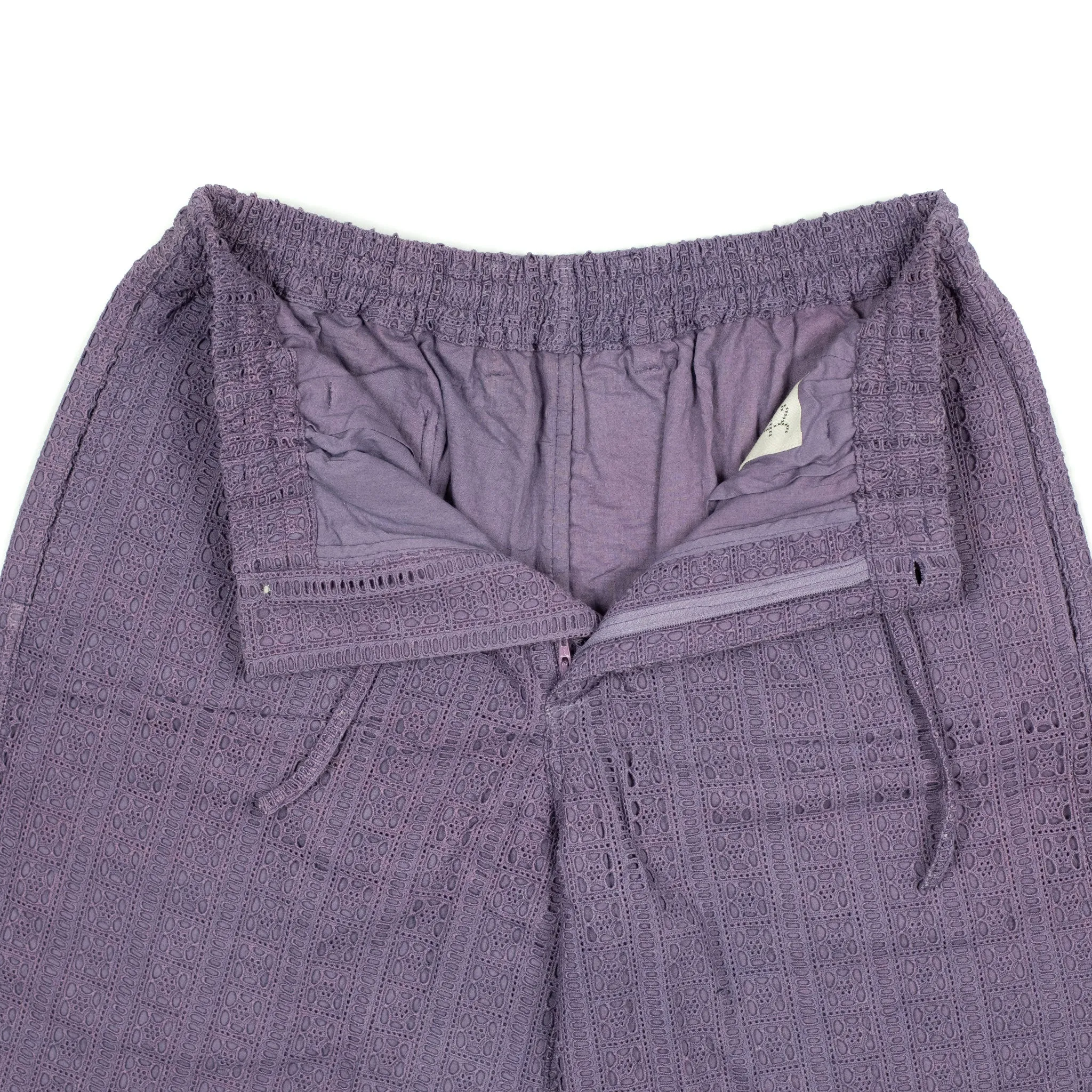 Kobe relaxed drawstring shorts in lavender lace embroidered cotton