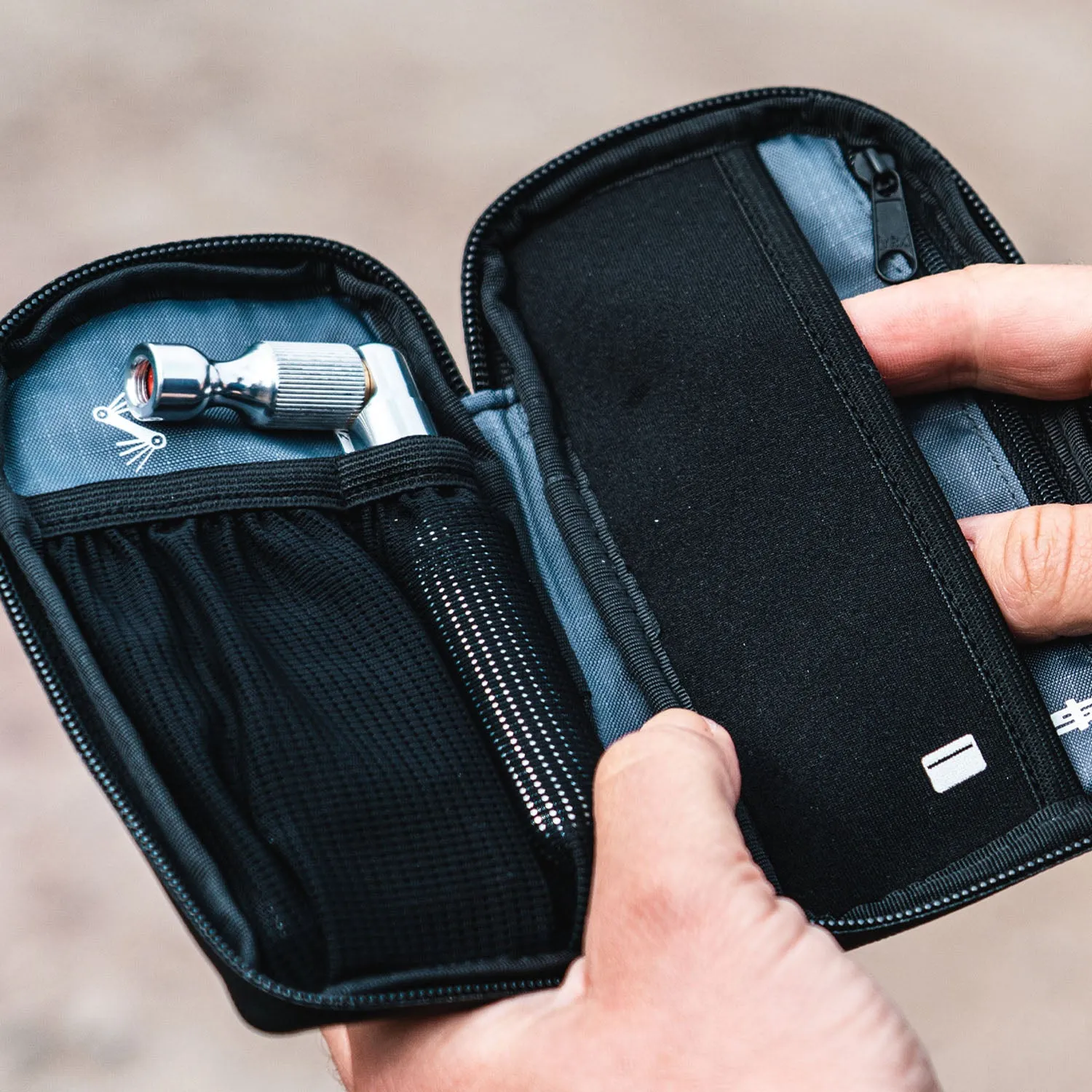 POCKET ORGANIZER BAG