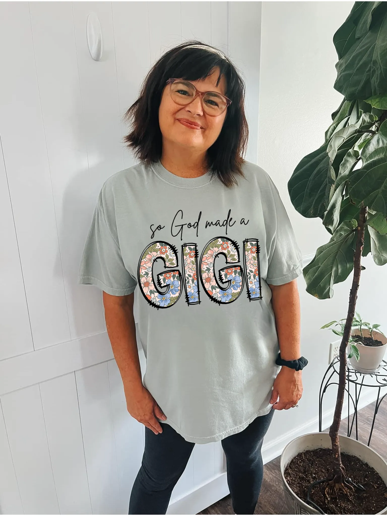 (TSHIRT) GiGi Short Sleeve Adult Tee