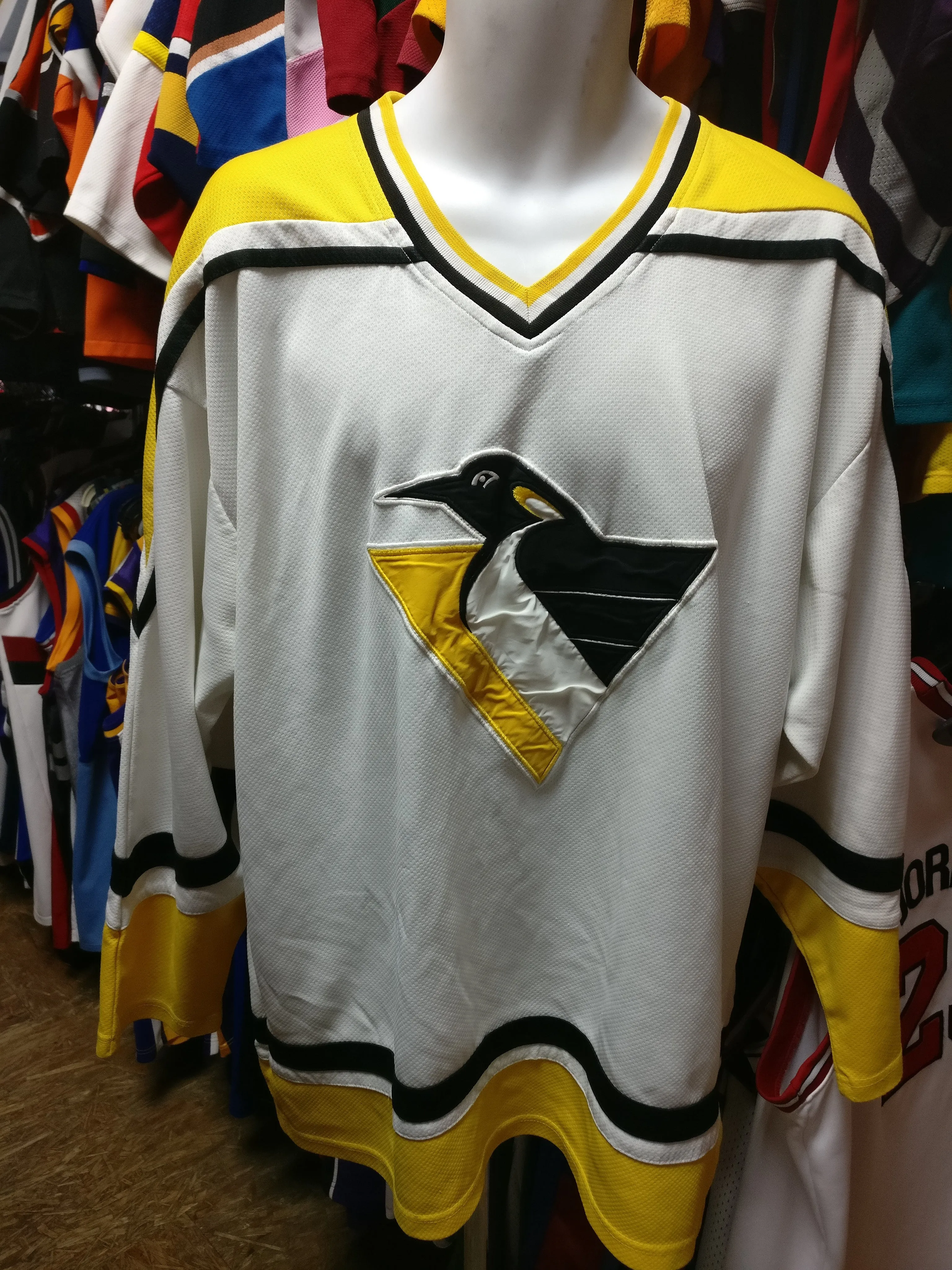 Vintage PITTSBURGH PENGUINS NHL Starter Jersey XL